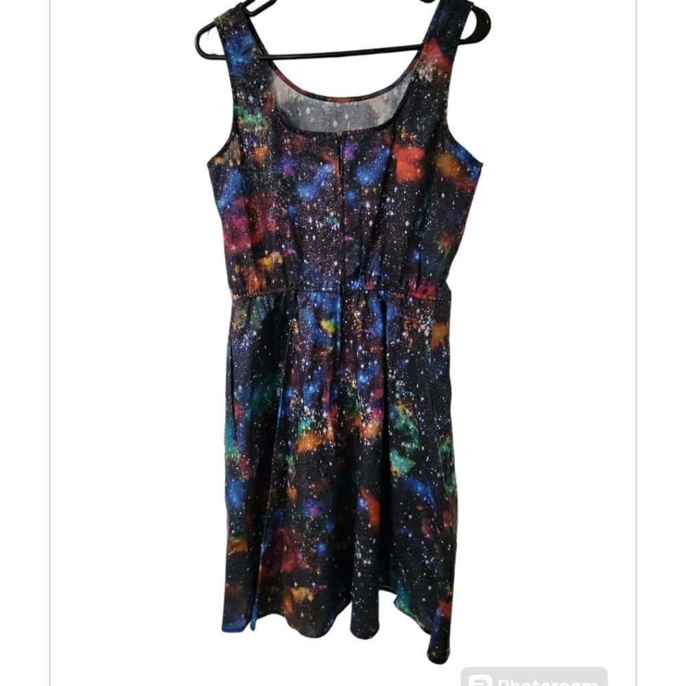 Retrolicious Galaxy Dress - Picture 3 of 6
